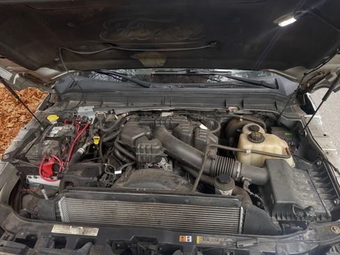 Used 2016 Ford F250 XLT w/ XLT Value Package image 15