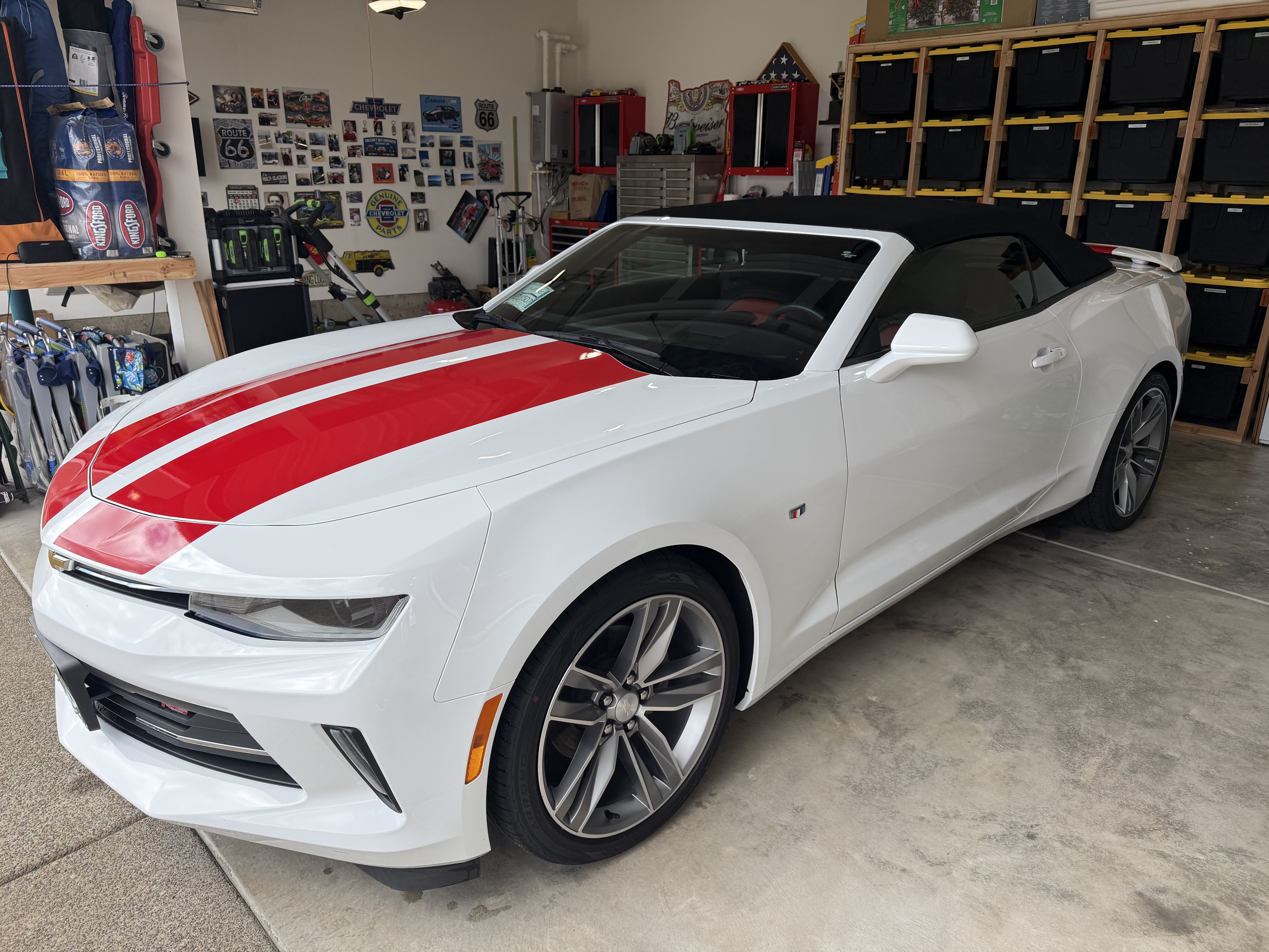 Used 2017 Chevrolet Camaro LT RWD image 15