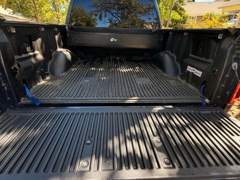 Used 2015 Ford F150 Platinum w/ Technology Package AWD/4WD image 8