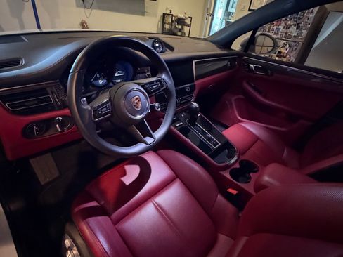 Used 2024 Porsche Macan GTS AWD/4WD image 13