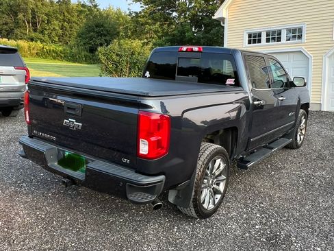 Used 2018 Chevrolet Silverado 1500 LTZ Z71 w/ Centennial Edition AWD/4WD image 6