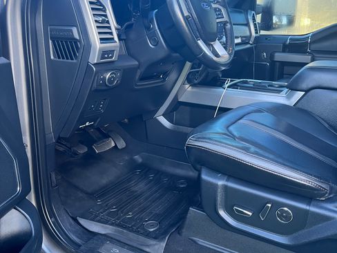 Used 2021 Ford F250 Platinum w/ Tremor Off-Road Package image 17