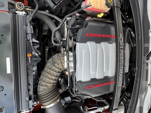Used 2023 Chevrolet Camaro SS w/ Design Package 2 RWD image 19