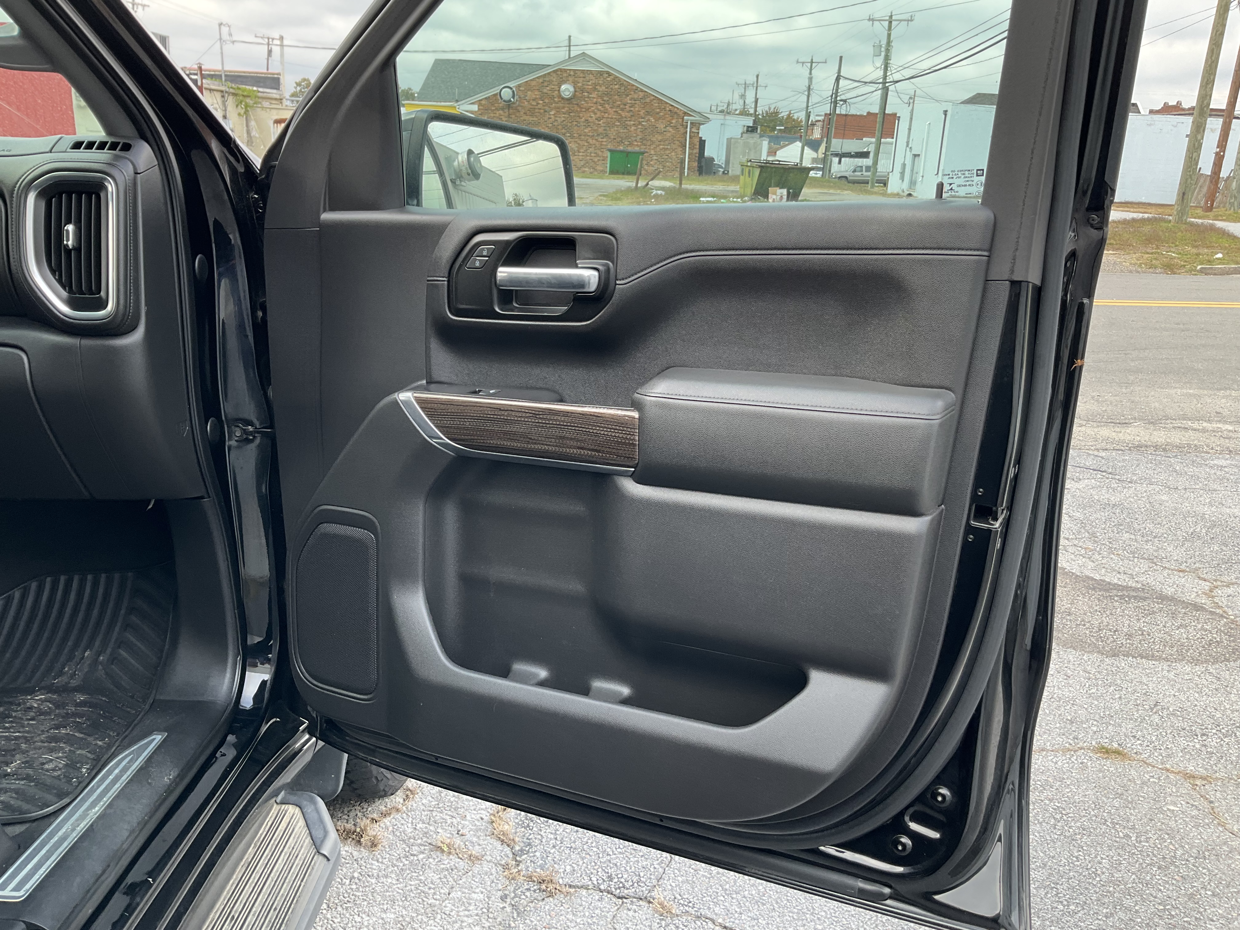 Used 2019 Chevrolet Silverado 1500 RST w/ All-Star Edition RWD image 16