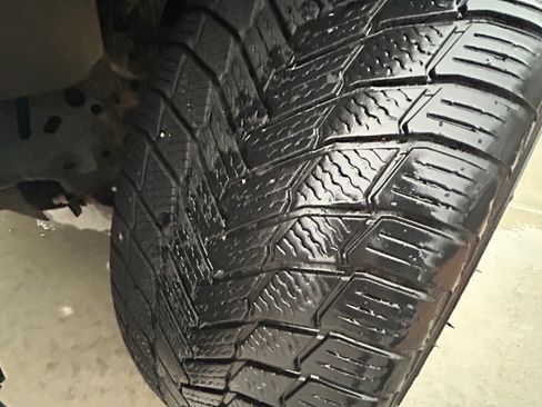 Used 2022 Ford F150 Lightning Platinum image 10