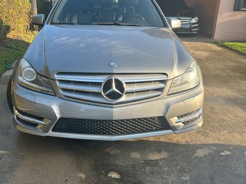 Used 2012 Mercedes-Benz C 250 Sedan image 16