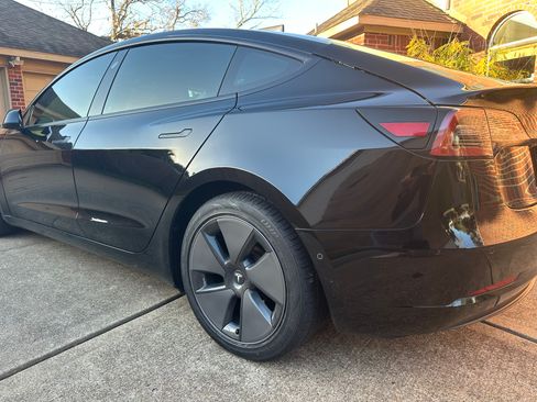 Used 2021 Tesla Model 3 Long Range image 23