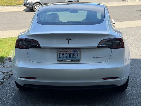 Used 2021 Tesla Model 3 Long Range AWD/4WD image 1