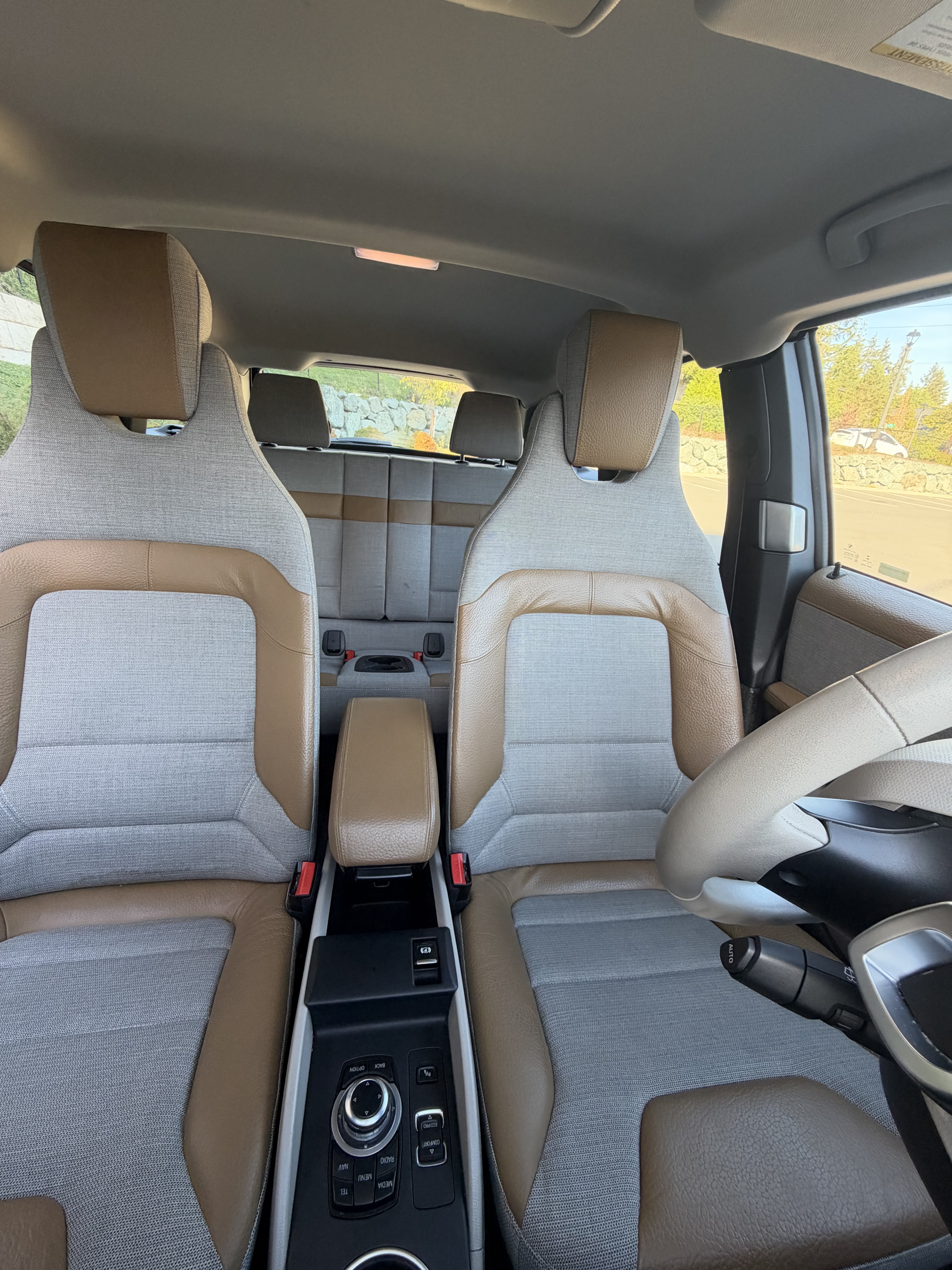 Used 2015 BMW i3 w/ Range Extender RWD image 12