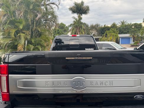Used 2020 Ford F350 King Ranch w/ King Ranch Ultimate Package image 6