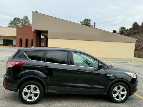 Used 2014 Ford Escape SE image 9