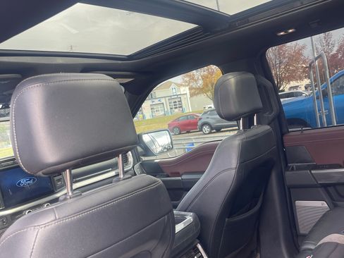 Used 2022 Ford F150 Lariat w/ Equipment Group 502A High image 14