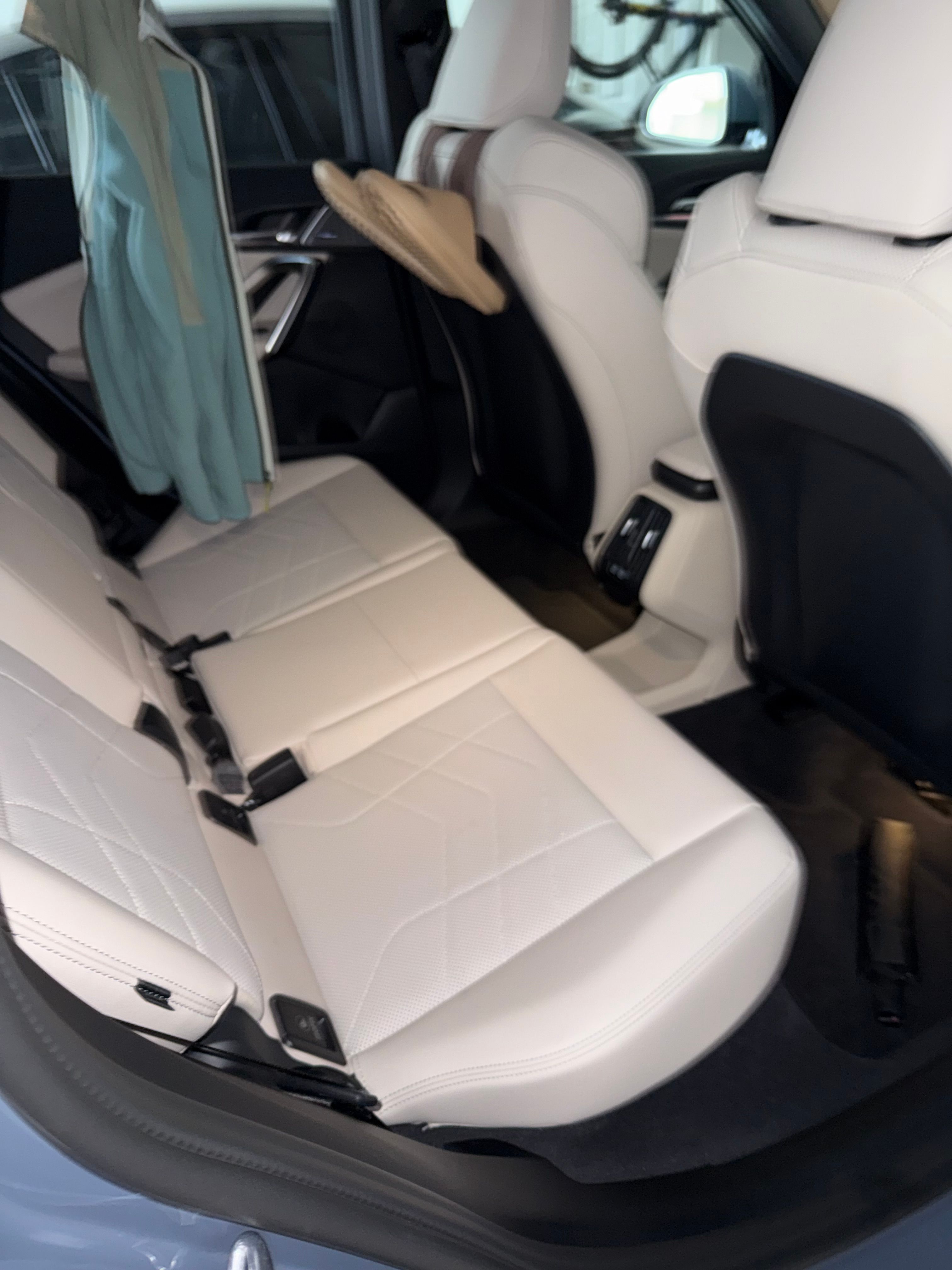 Used 2025 BMW X1 xDrive28i w/ Premium Package AWD/4WD image 6