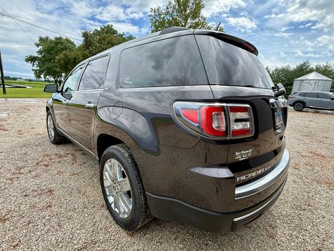 Used 2017 GMC Acadia Limited SLT FWD image 4
