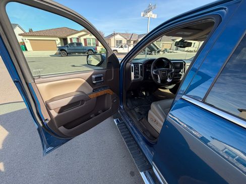 Used 2015 GMC Sierra 1500 SLT w/ SLT Crew Cab Value Package image 13