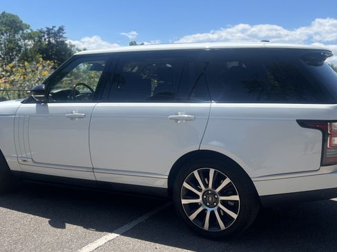 Used 2014 Land Rover Range Rover Long Wheelbase Autobiography image 8