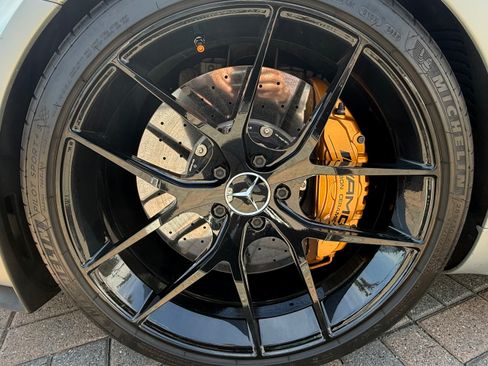 Used 2020 Mercedes-Benz AMG GT R image 25