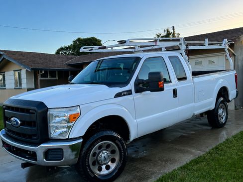 Used 2011 Ford F350 XL w/ PWR Equipment Group AWD/4WD image 1
