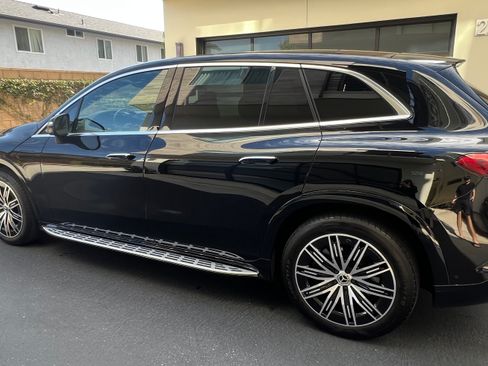 Used 2025 Mercedes-Benz EQS 450+ SUV image 6