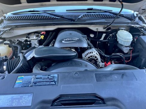 Used 2004 GMC Sierra 1500 SLT w/ Light Duty Power Package image 5