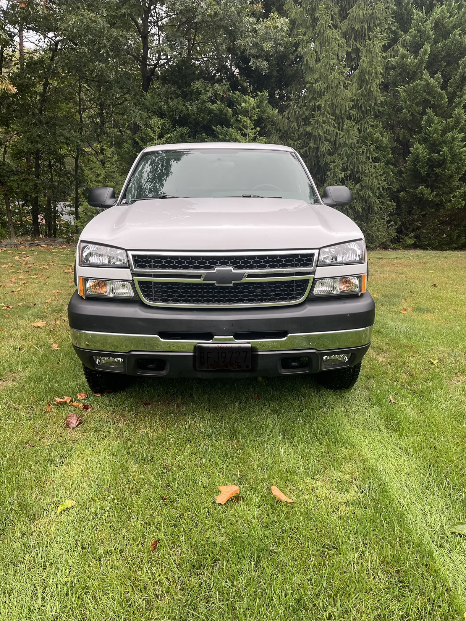 Used 2007 Chevrolet Silverado 2500 W/T w/ Snow Plow Prep Package AWD/4WD image 2