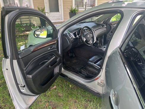 Used 2012 Cadillac SRX Premium image 11