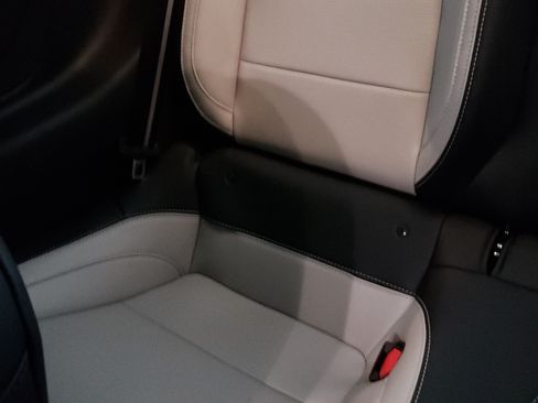 Used 2024 Ford Mustang GT Premium image 16