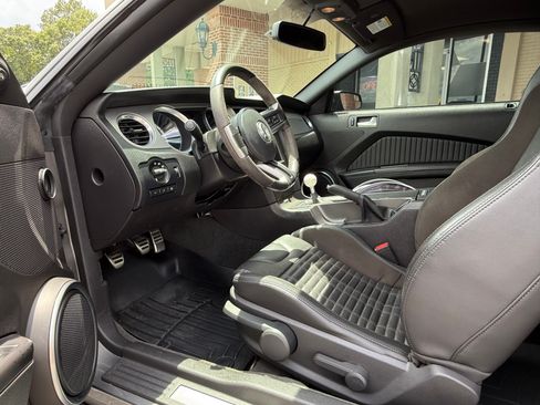 Used 2014 Ford Mustang Shelby GT500 w/ Equipment Group 821A image 9