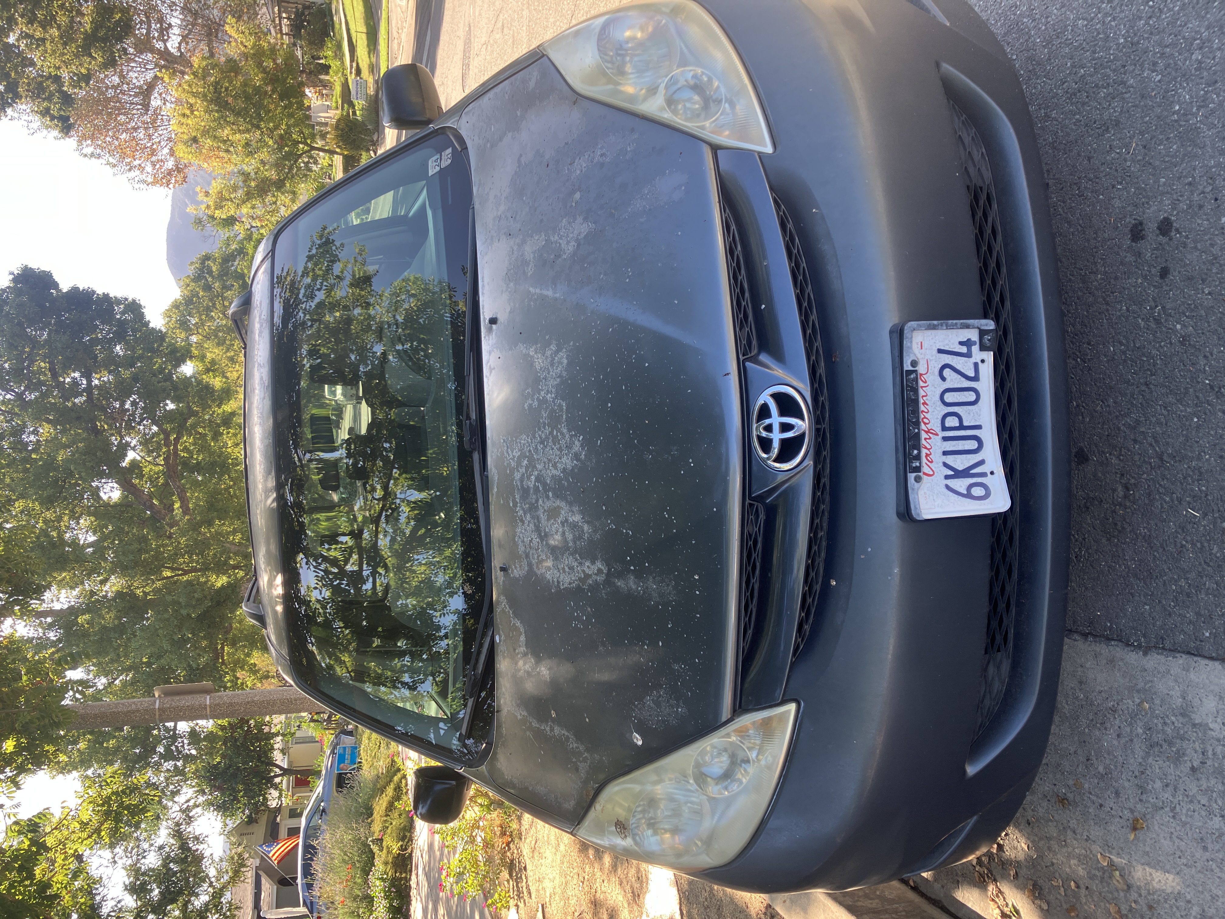 Used 2010 Toyota Sienna LE FWD image 1