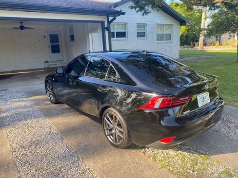 Used 2015 Lexus IS 350 image 4