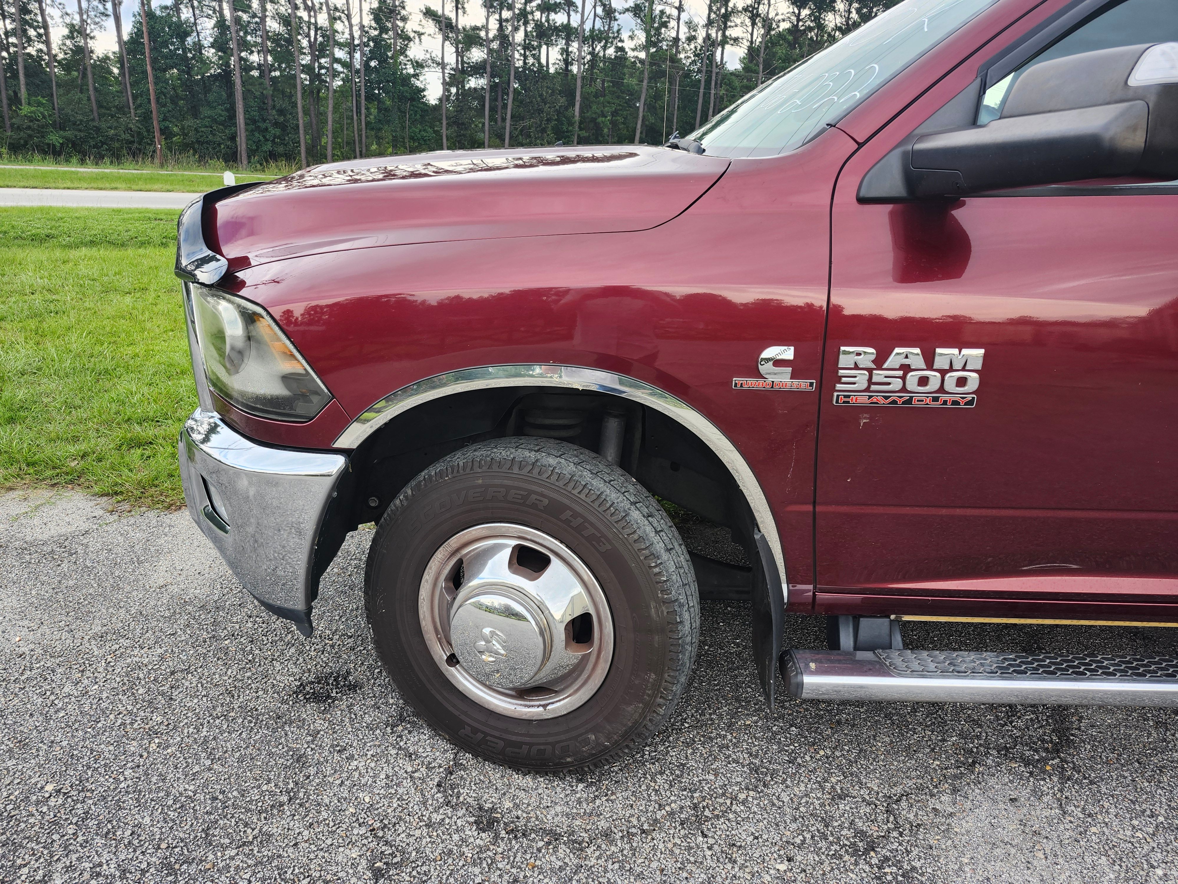 Used 2017 RAM 3500 SLT RWD image 6