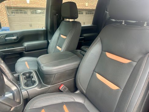 Used 2023 GMC Sierra 2500 AT4 w/ AT4 Preferred Package image 14