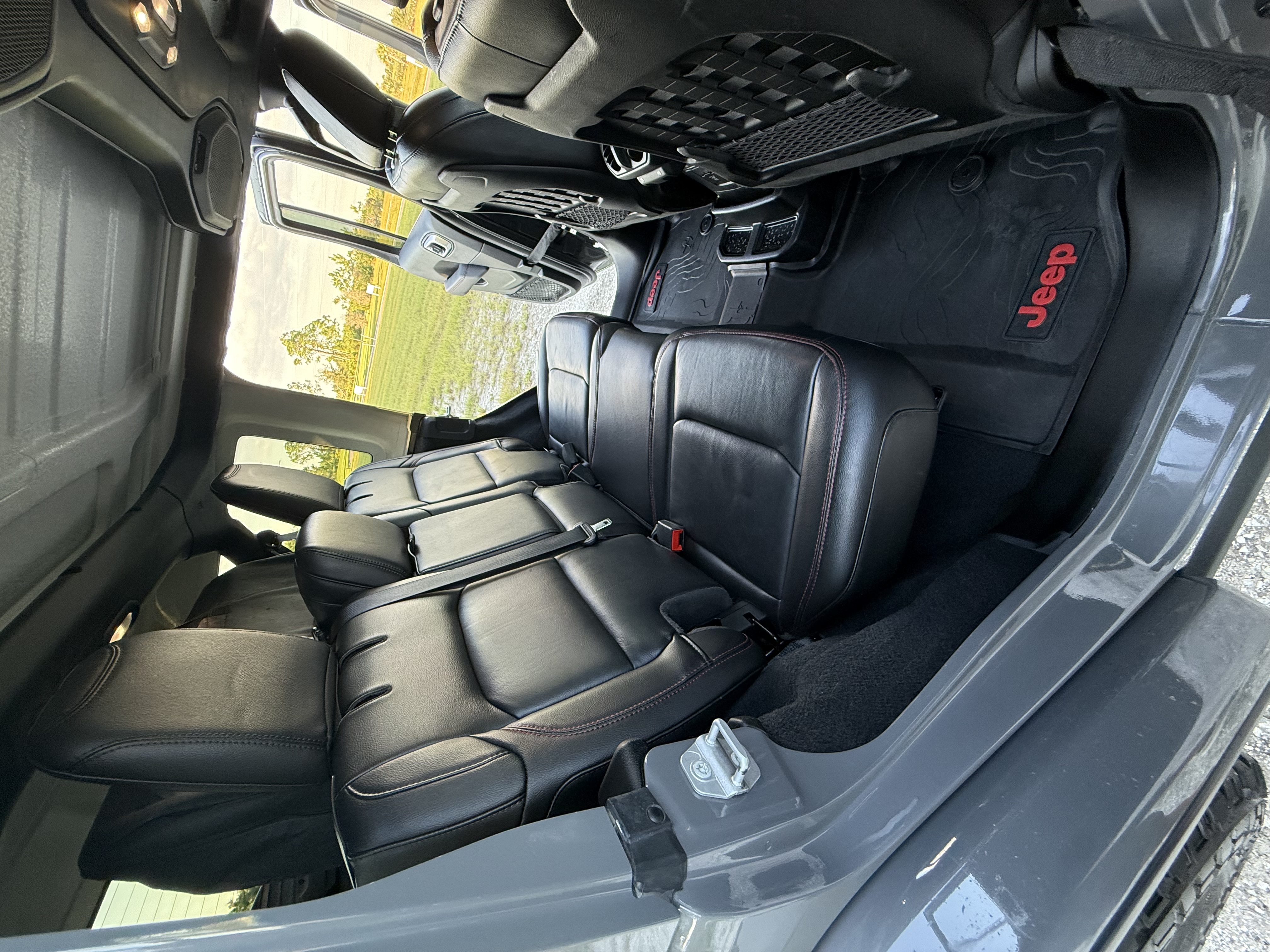 Used 2021 Jeep Wrangler Unlimited Rubicon AWD/4WD image 27