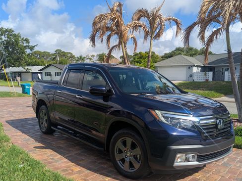 Used 2020 Honda Ridgeline RTL-E image 2