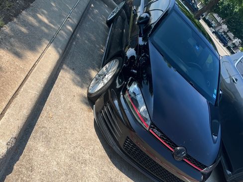 Used 2016 Volkswagen GTI SE image 6