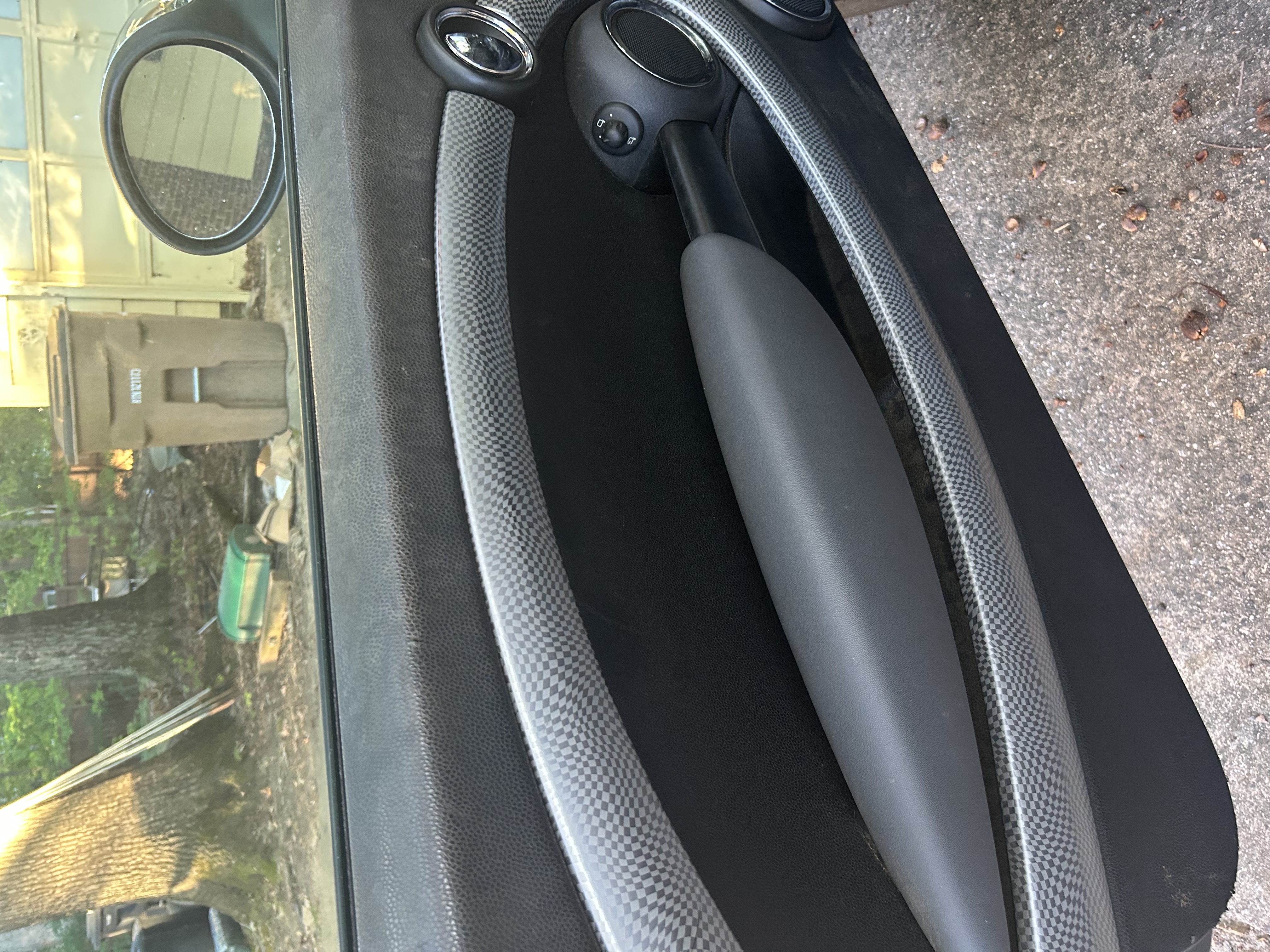 Used 2009 MINI Cooper S FWD image 6