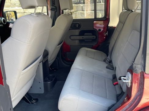 Used 2008 Jeep Wrangler Unlimited Sahara w/ Trailer Tow Group image 20