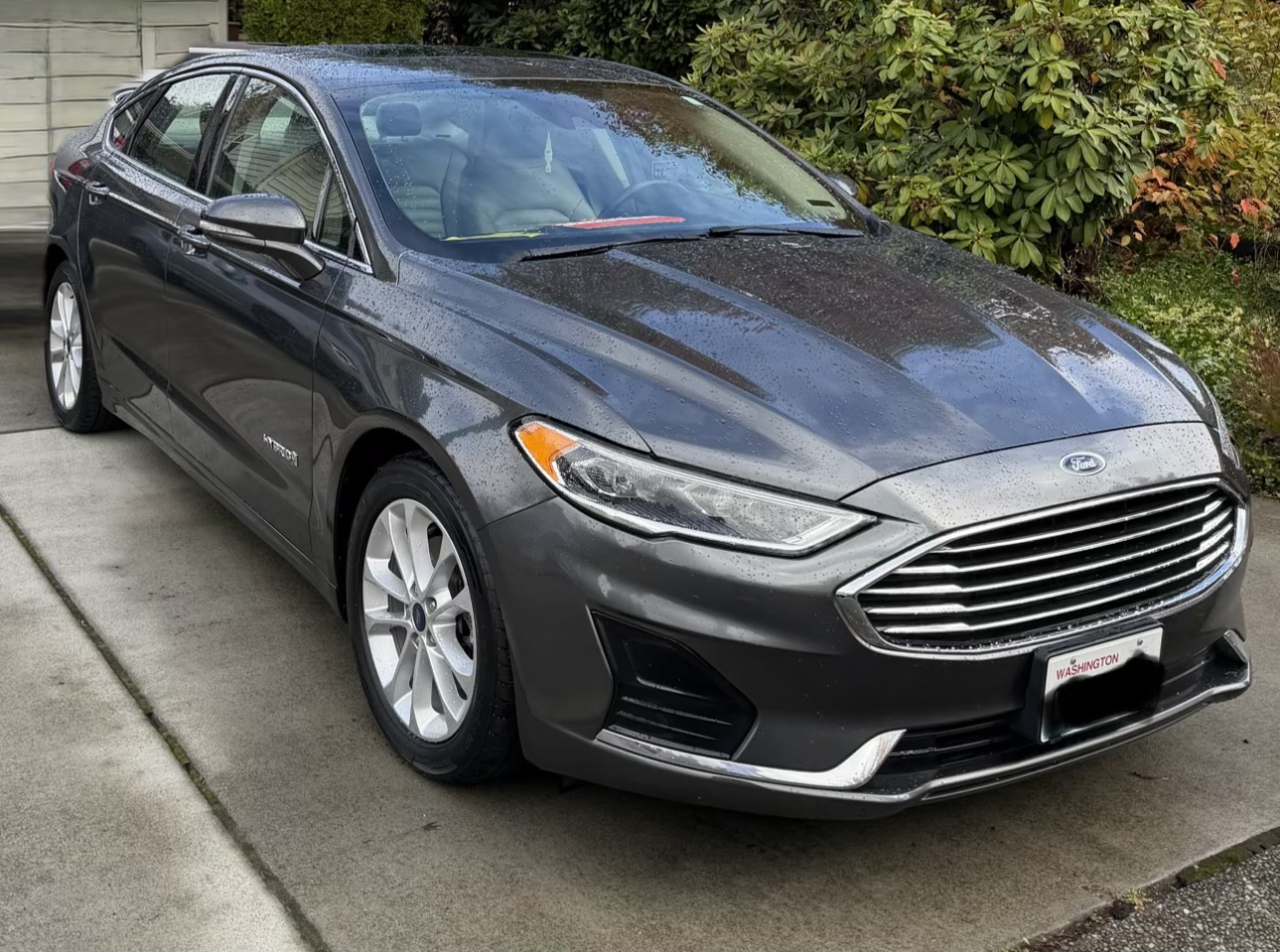 Used 2019 Ford Fusion SEL FWD image 4