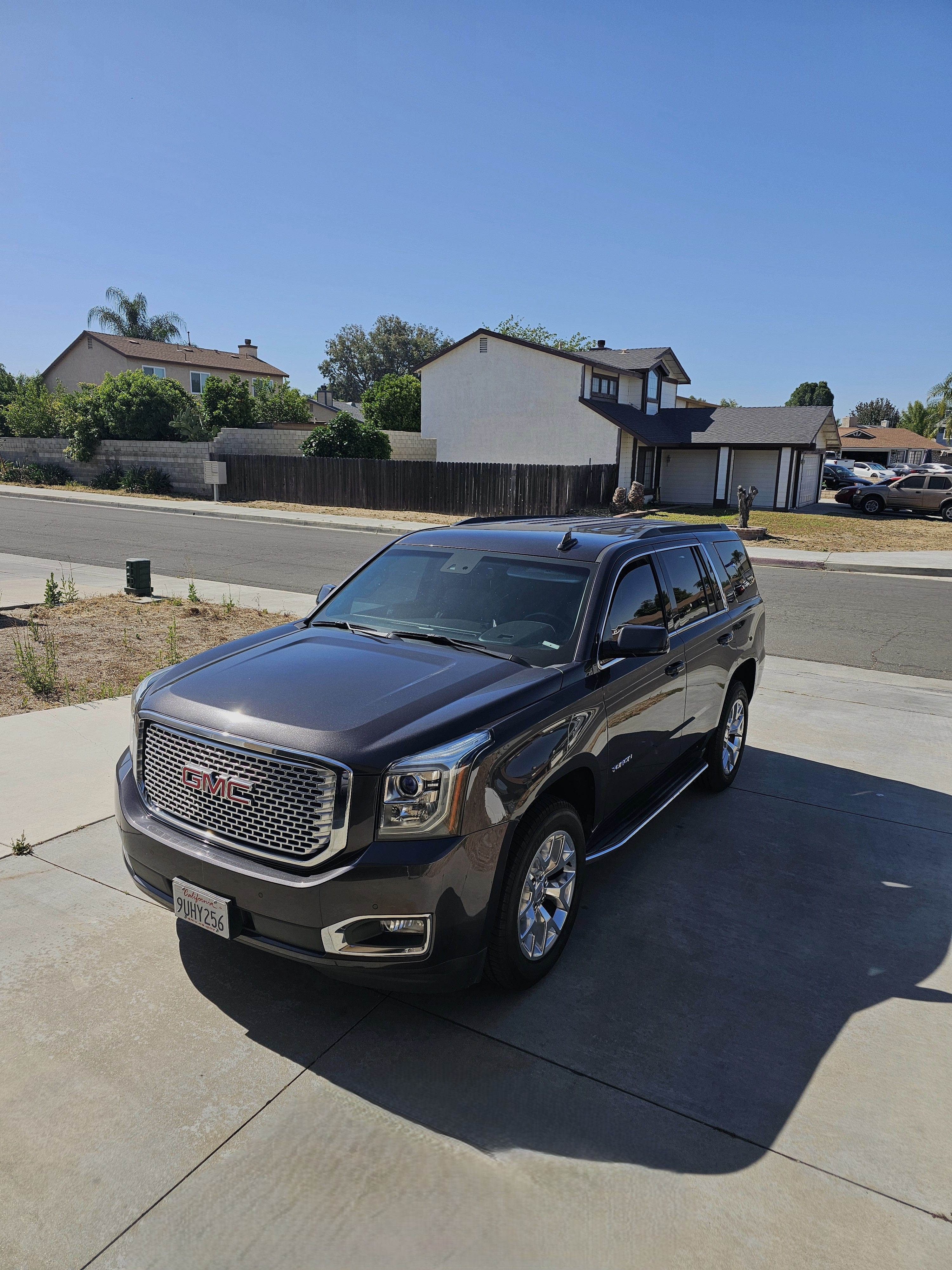 Used 2015 GMC Yukon SLE w/ Convenience Package RWD image 12
