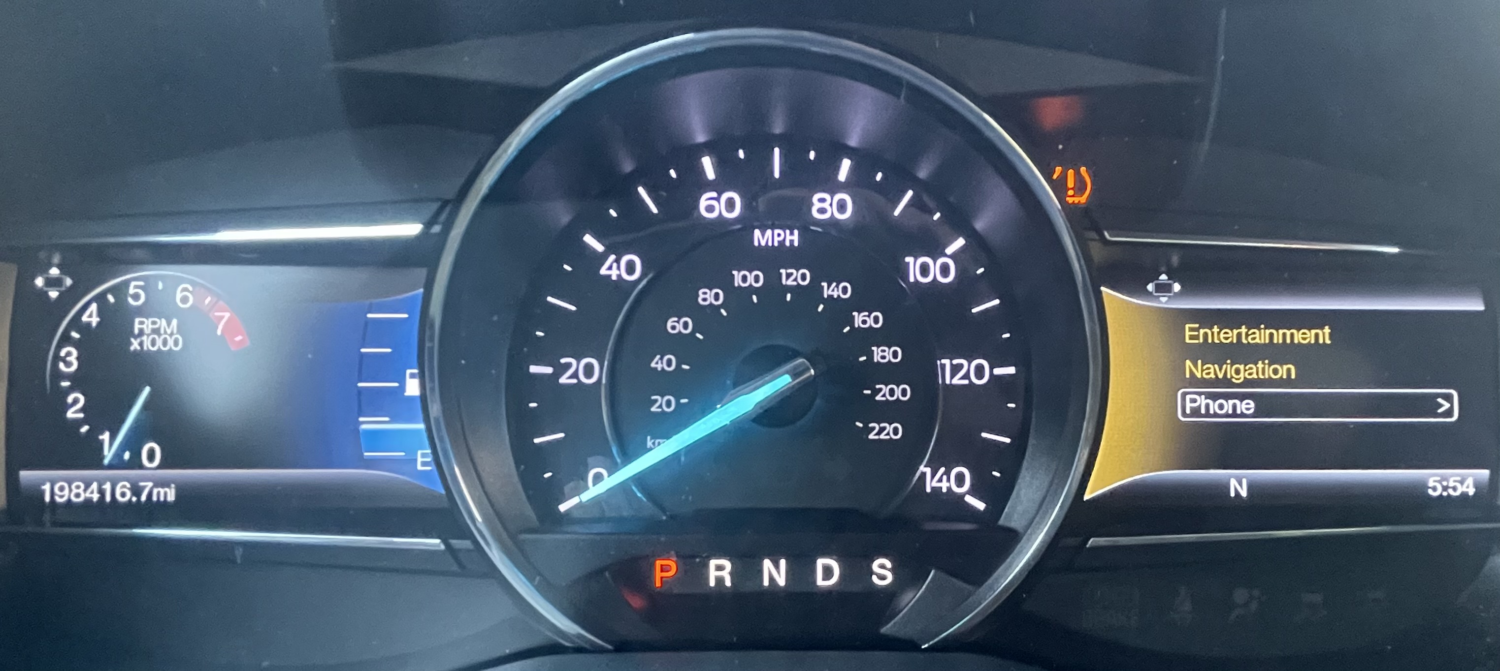 Used 2017 Ford Explorer XLT w/ Equipment Group 202A FWD image 7