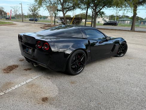 Used 2006 Chevrolet Corvette Z06 w/ Preferred Equipment Group image 17