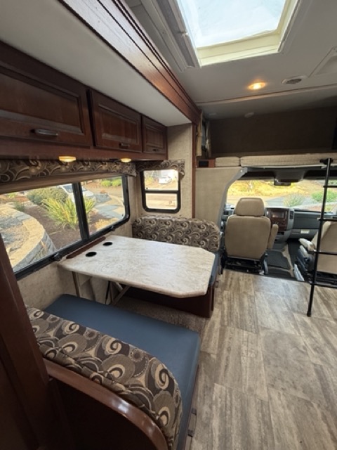 Used 2014 Mercedes-Benz Sprinter 3500 image 8