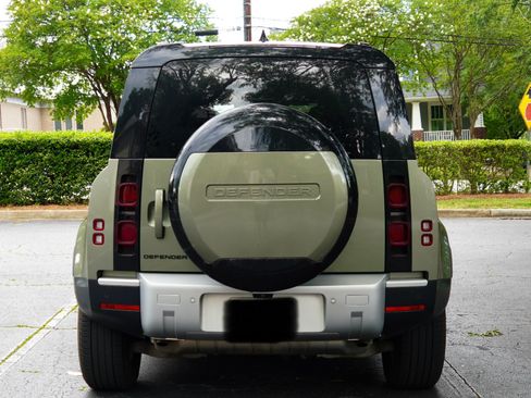 Used 2024 Land Rover Defender 110 S AWD/4WD image 2