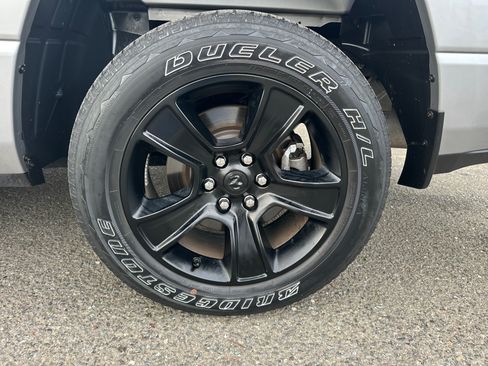 Used 2021 RAM 1500 Big Horn image 13