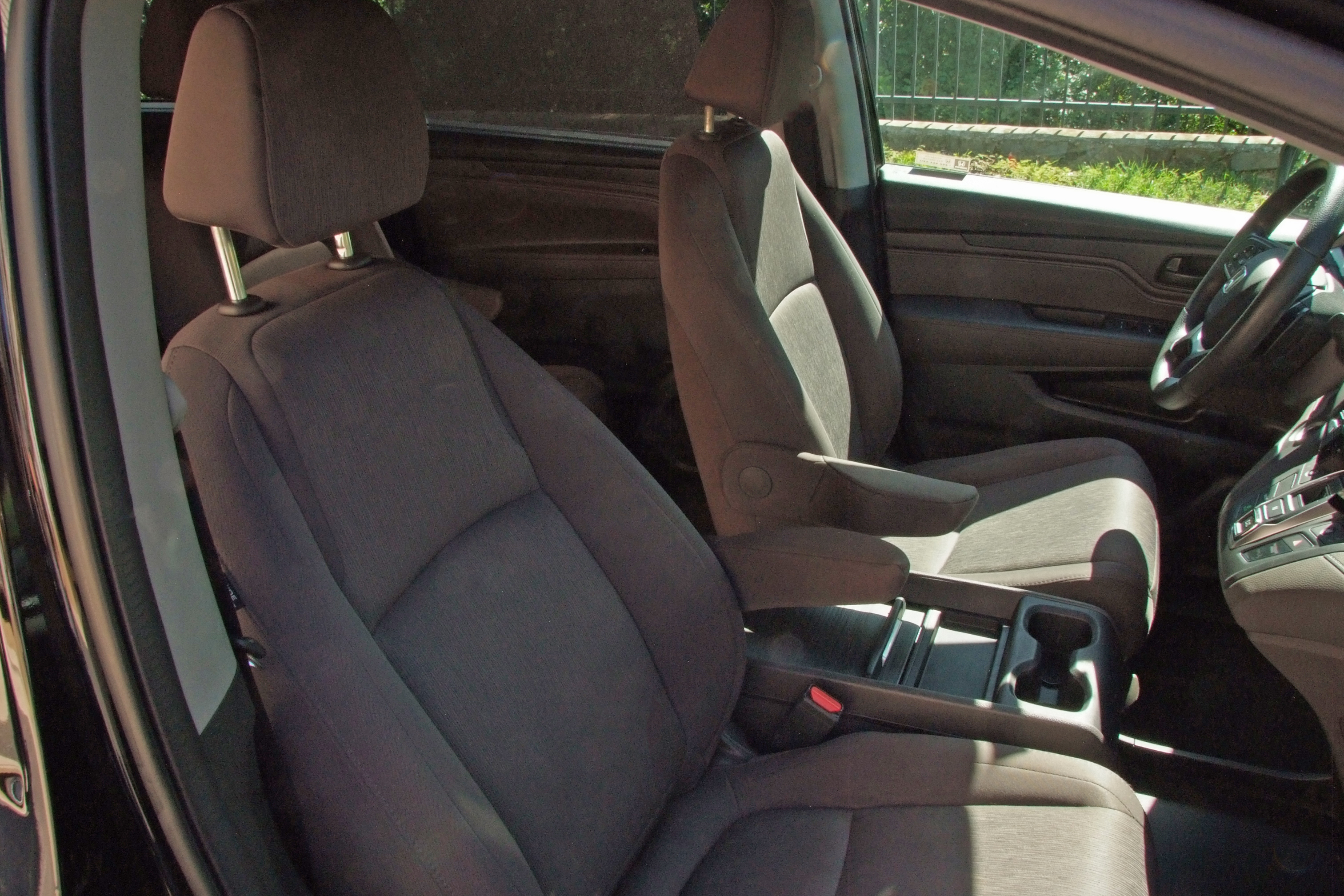 Used 2018 Honda Odyssey EX image 13