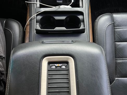 Used 2020 GMC Yukon XL Denali w/ Open Road Package image 20