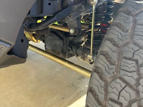 Used 2018 Jeep Wrangler Unlimited Rubicon image 16