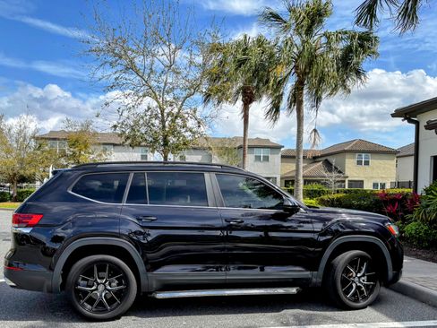 Used 2021 Volkswagen Atlas S image 6