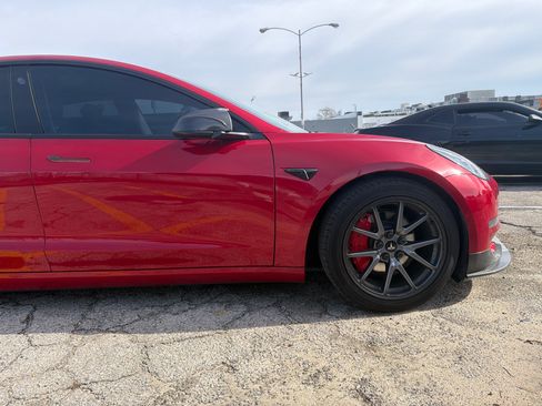 Used 2020 Tesla Model 3 Standard Range Plus image 5