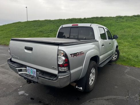 Used 2013 Toyota Tacoma Pickup 4D 5 ft w/ TRD Off-Road Pkg image 6